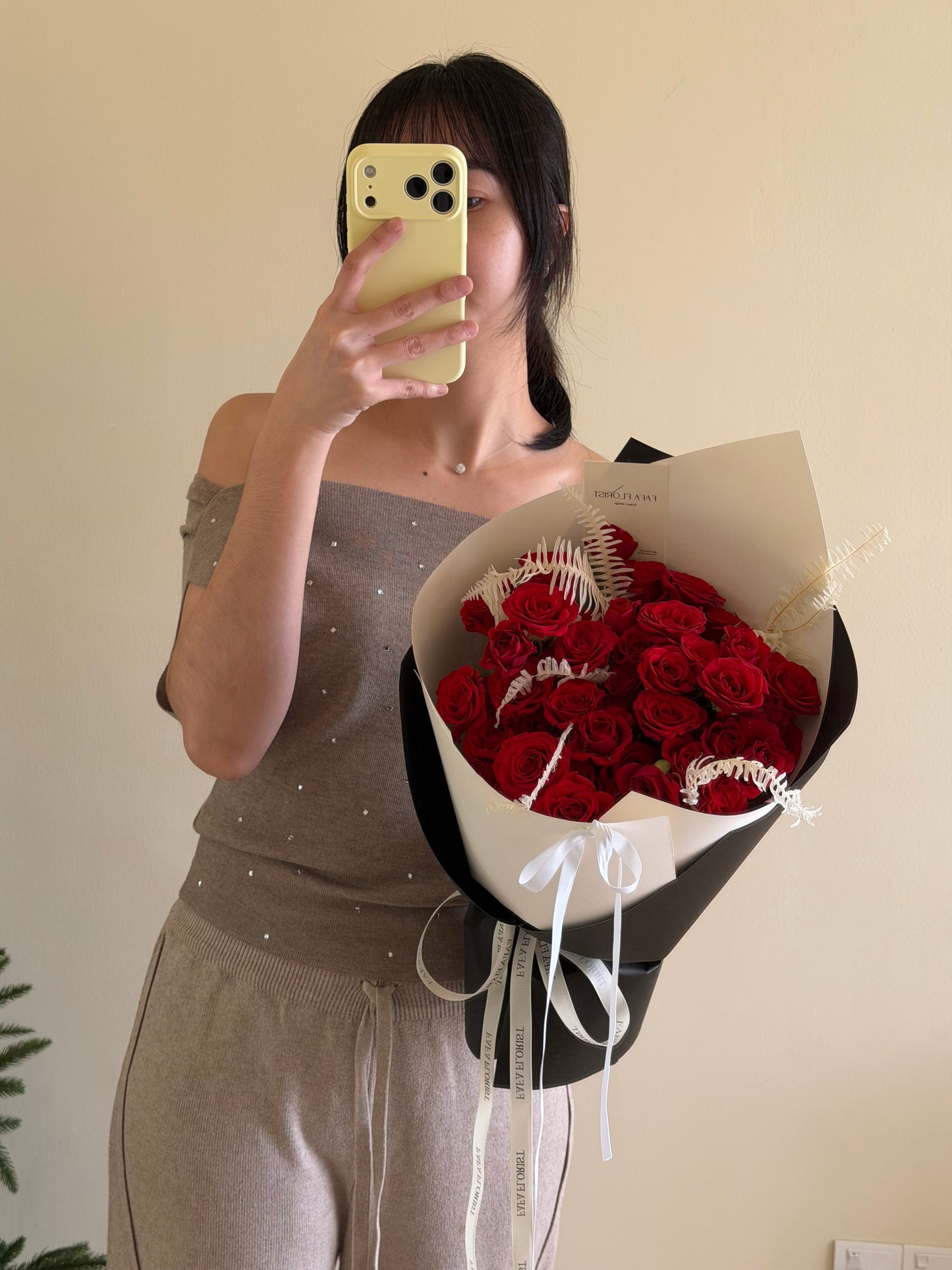 Mini Red Rose & White Leaf