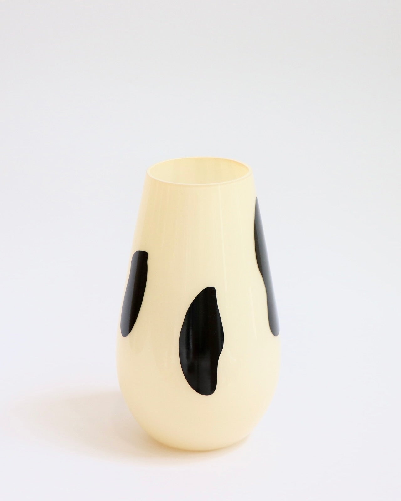 Cream Yellow Vase Vol.11
