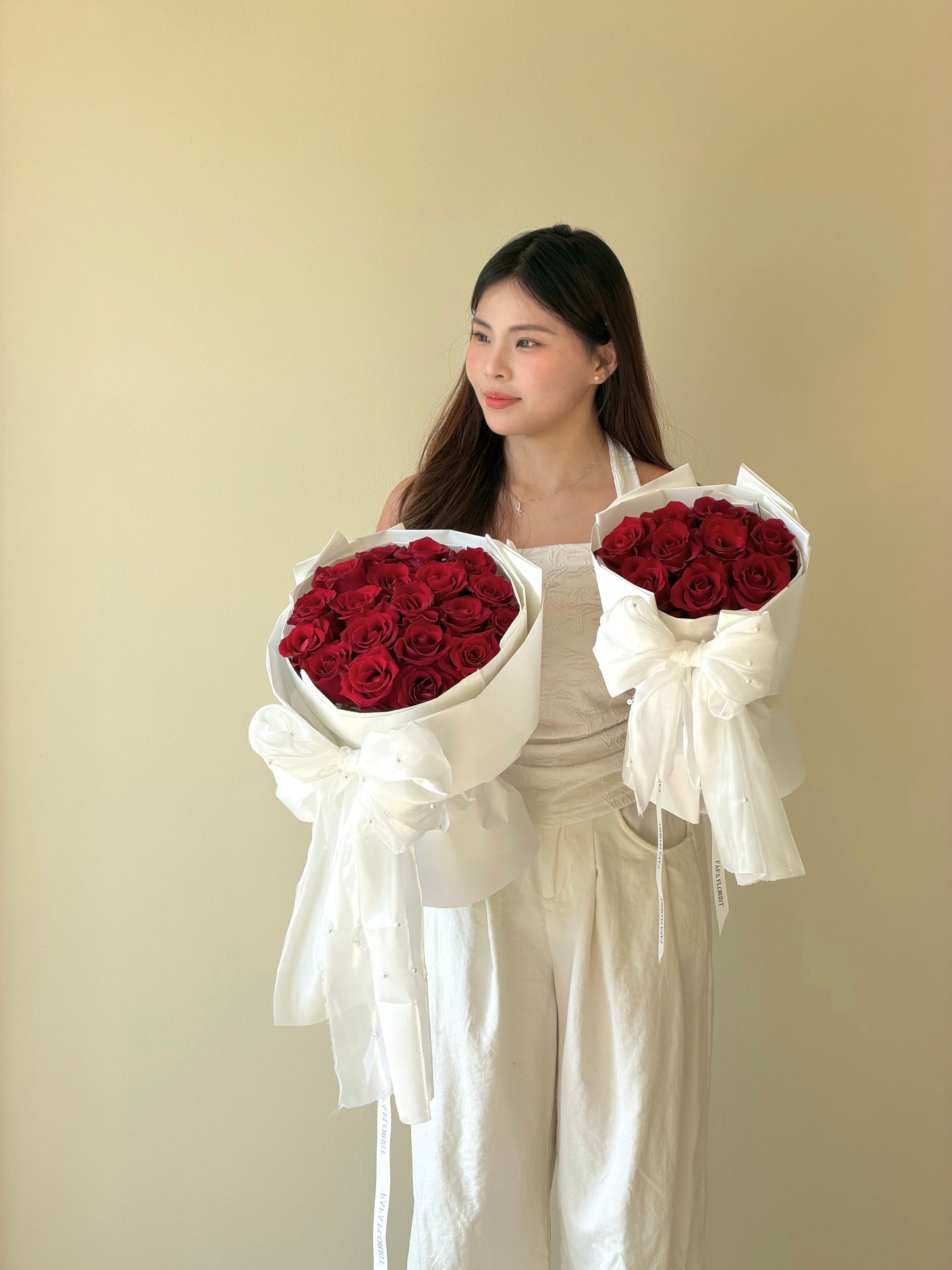 Red Rose Ribbon š
