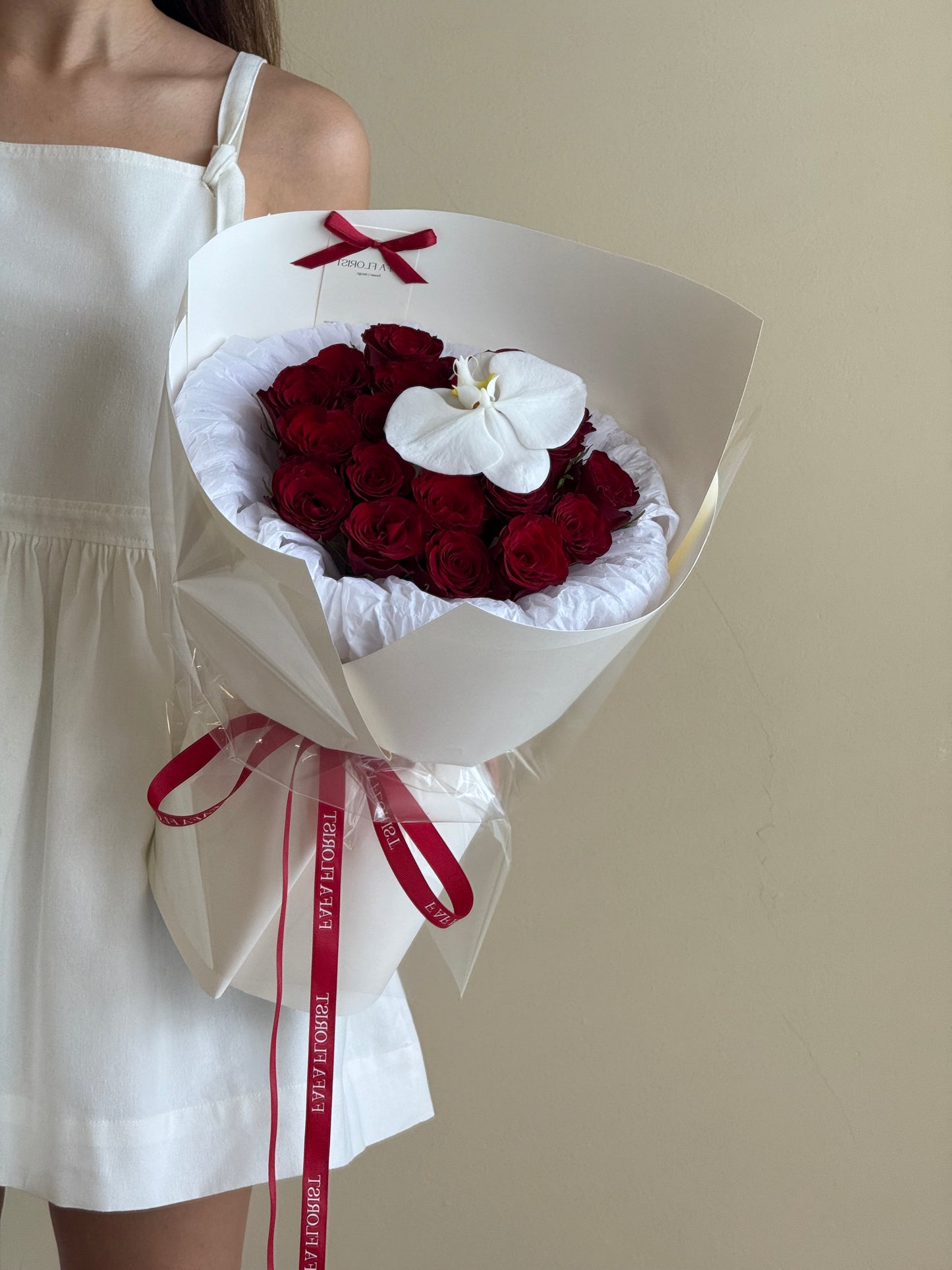 Red Rose & Ochid