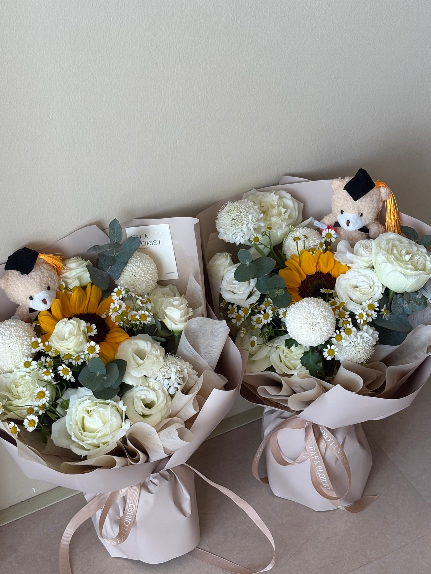 (02) Customise Graduation ; Sunflower