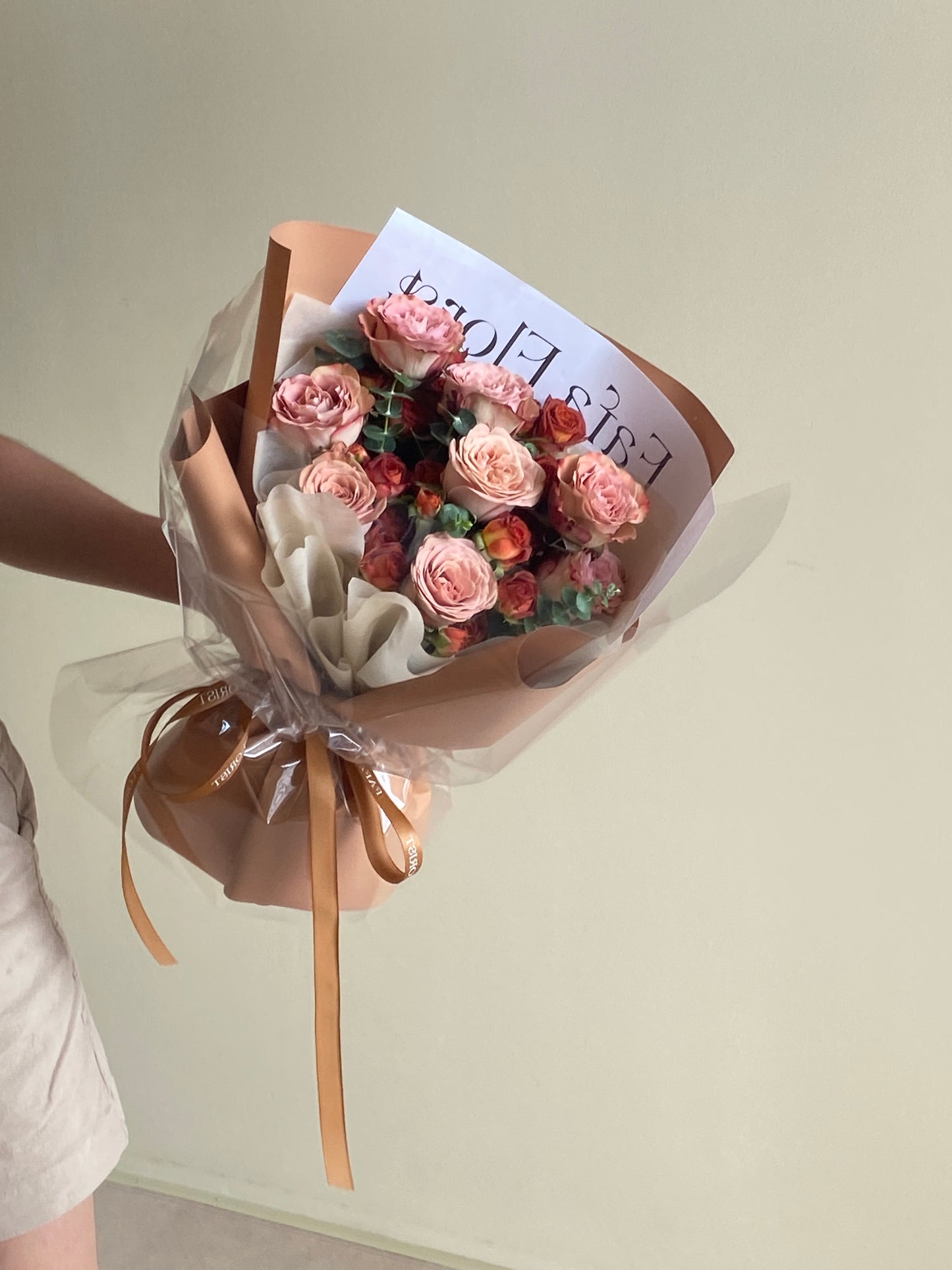 Cappuccino & Mini Chocolate Rose ( Design 2 )