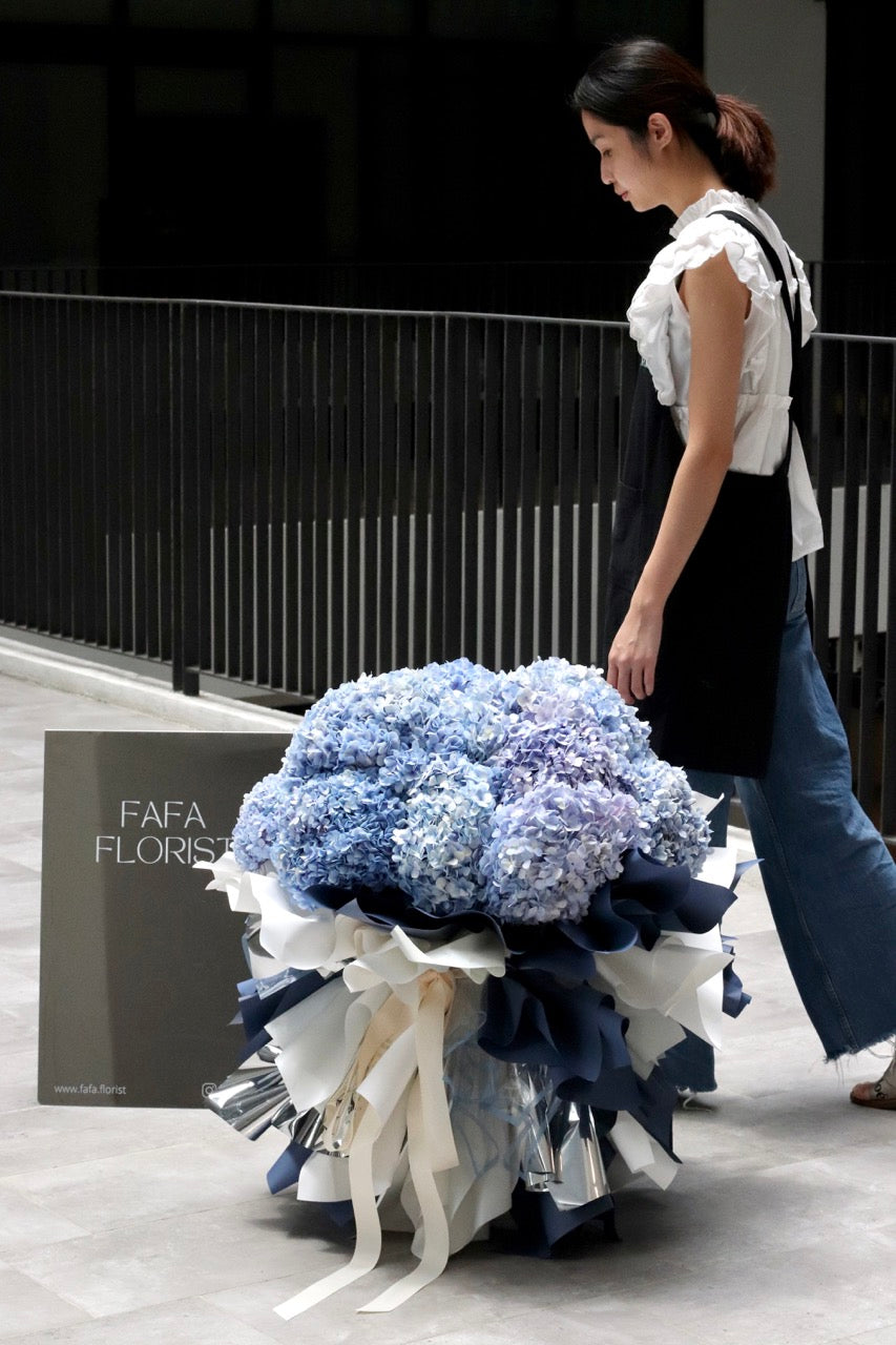 XXL Blue Hydrangea