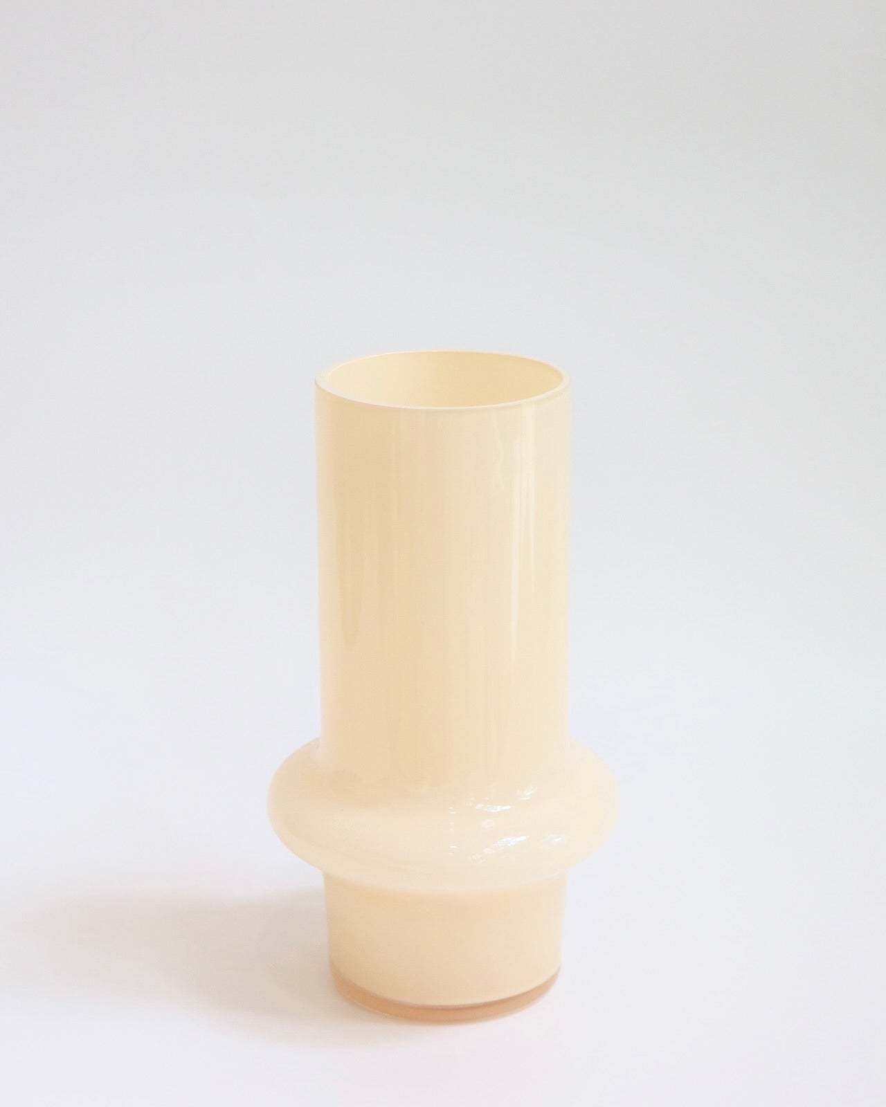 Cream Yellow Vase Vol.10