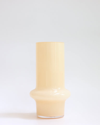 Cream Yellow Vase Vol.10