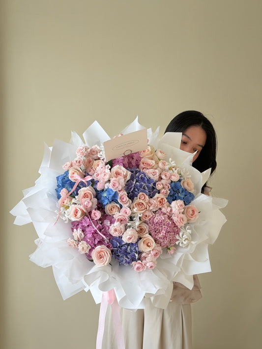 Colorful Hydrangea & Mini Rose
