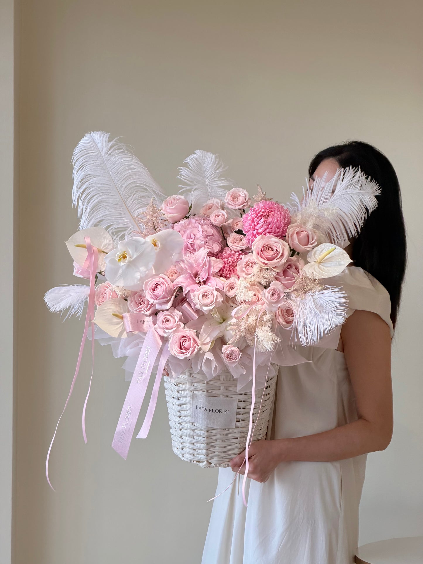 Soft Pink Premium Basket