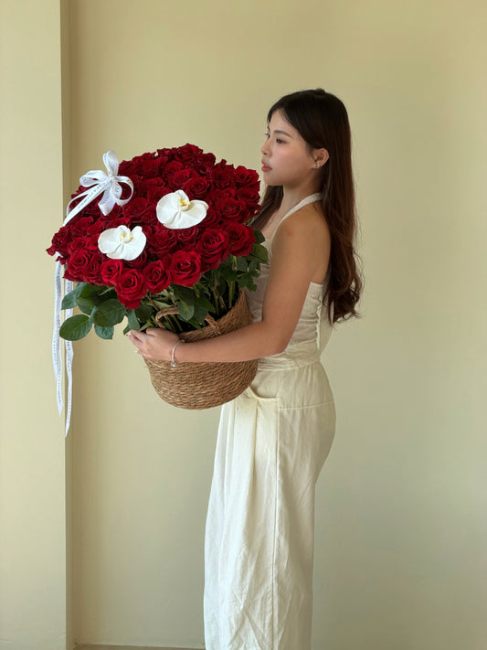Red Rose Basket 🧺