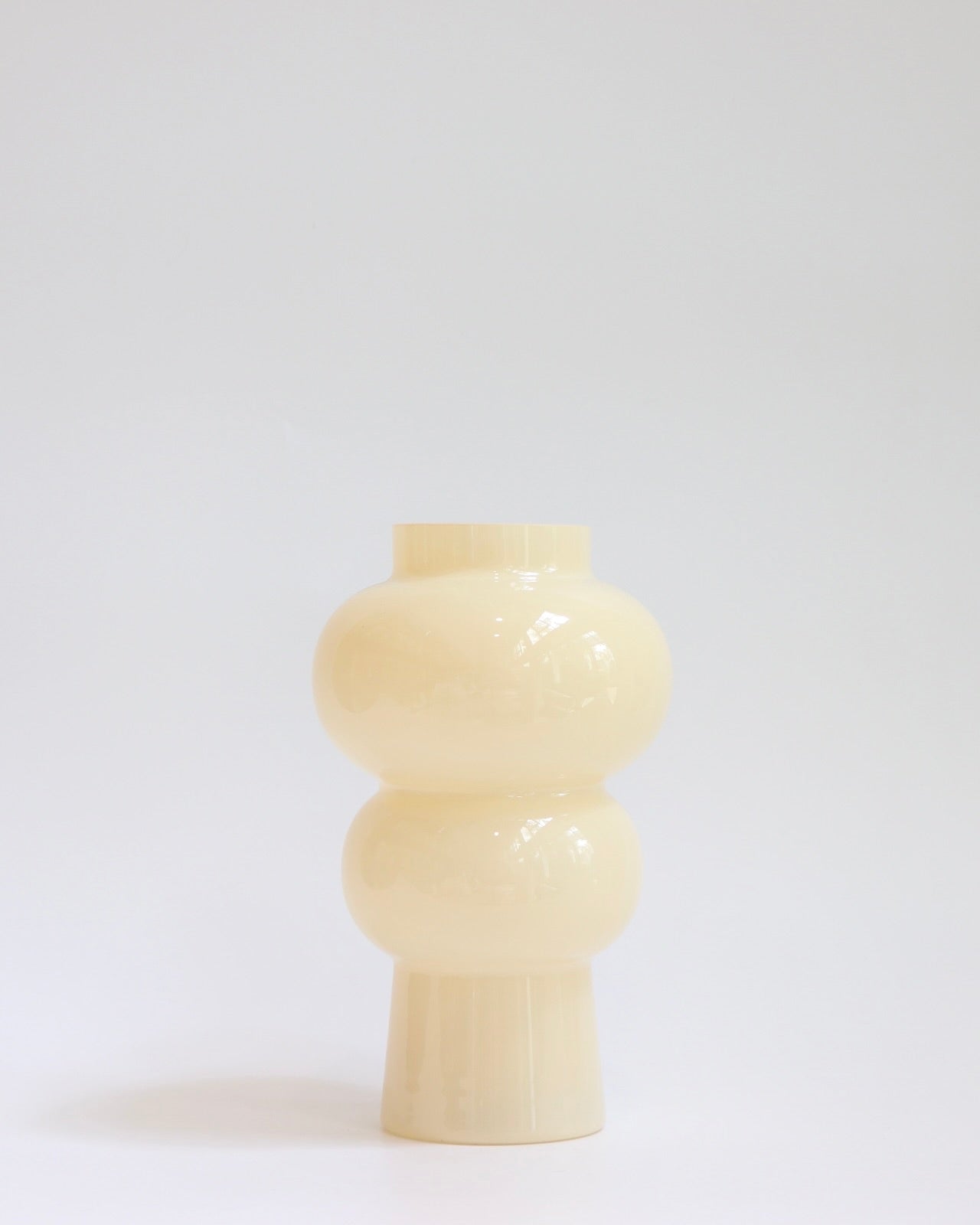 Cream Yellow Vase Vol.6