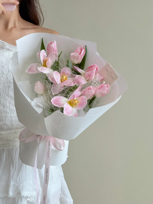 Pink Tulip (Seasonal Design)