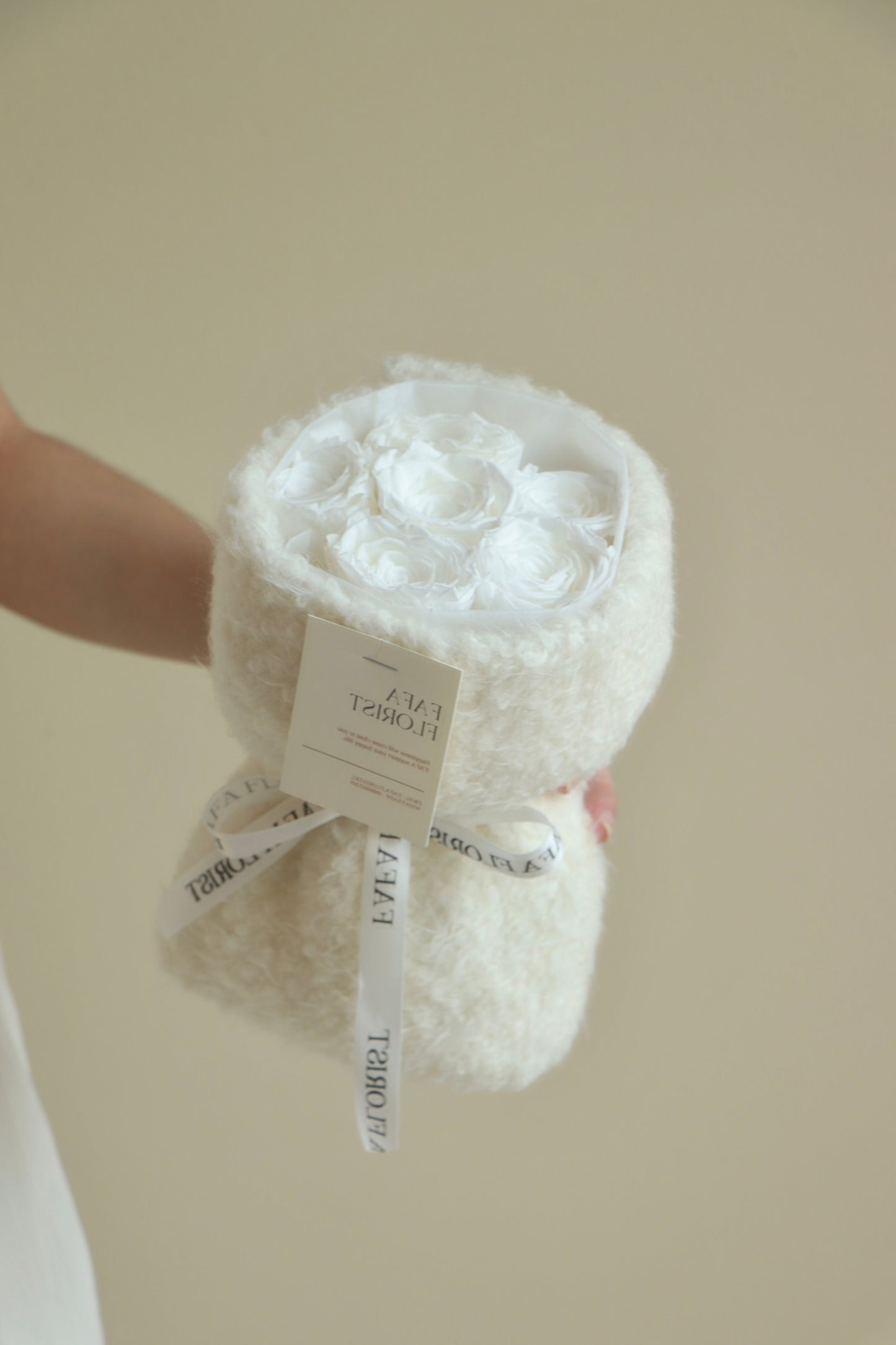 Preserved White Rose ( Fluffy )