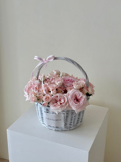 Rose & Mini Rose Basket