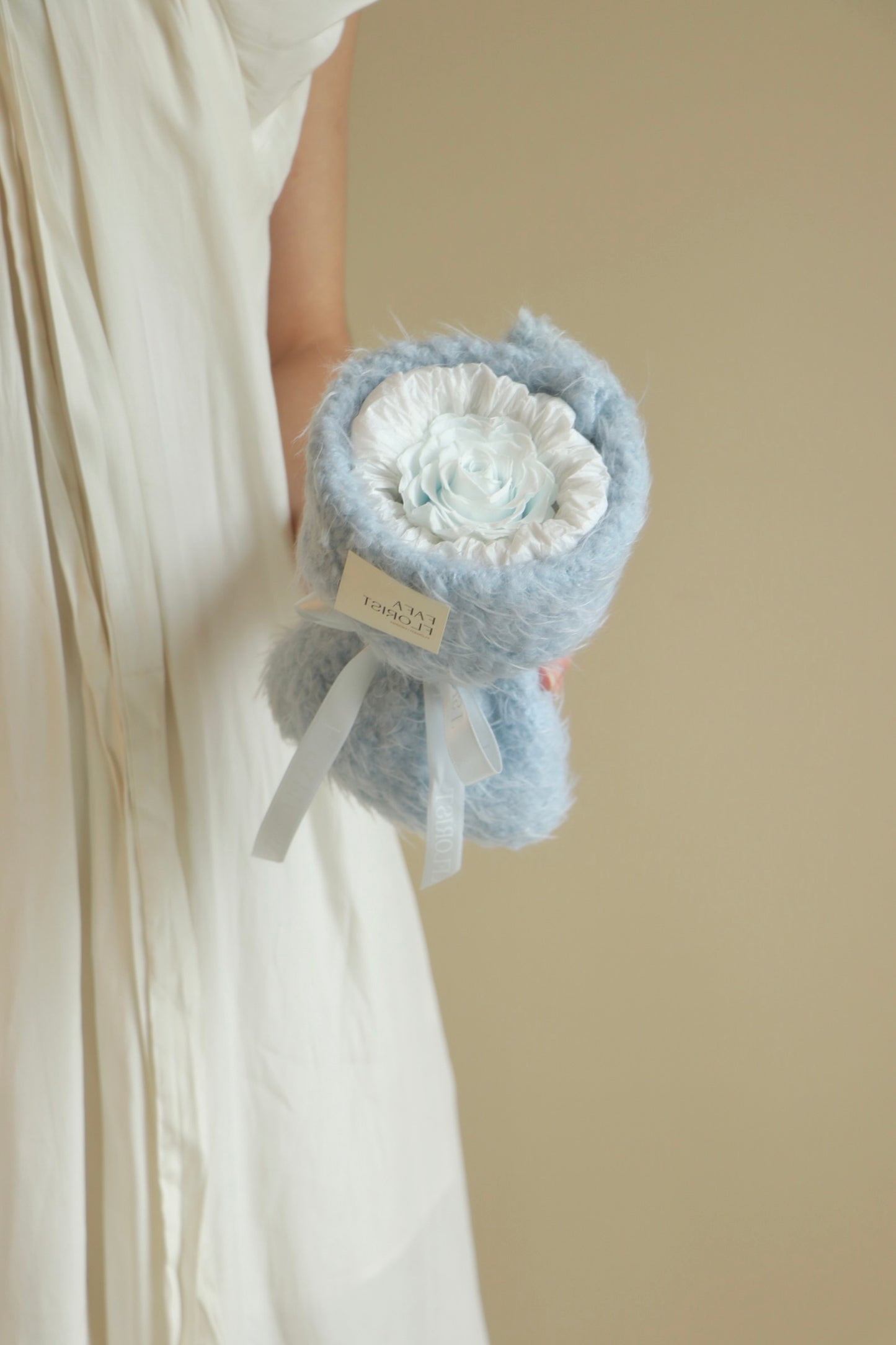 Preserved Single Light Blue Rose ( Fluffy )