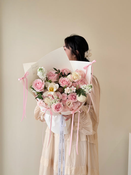 Soft Bloom (Pink)